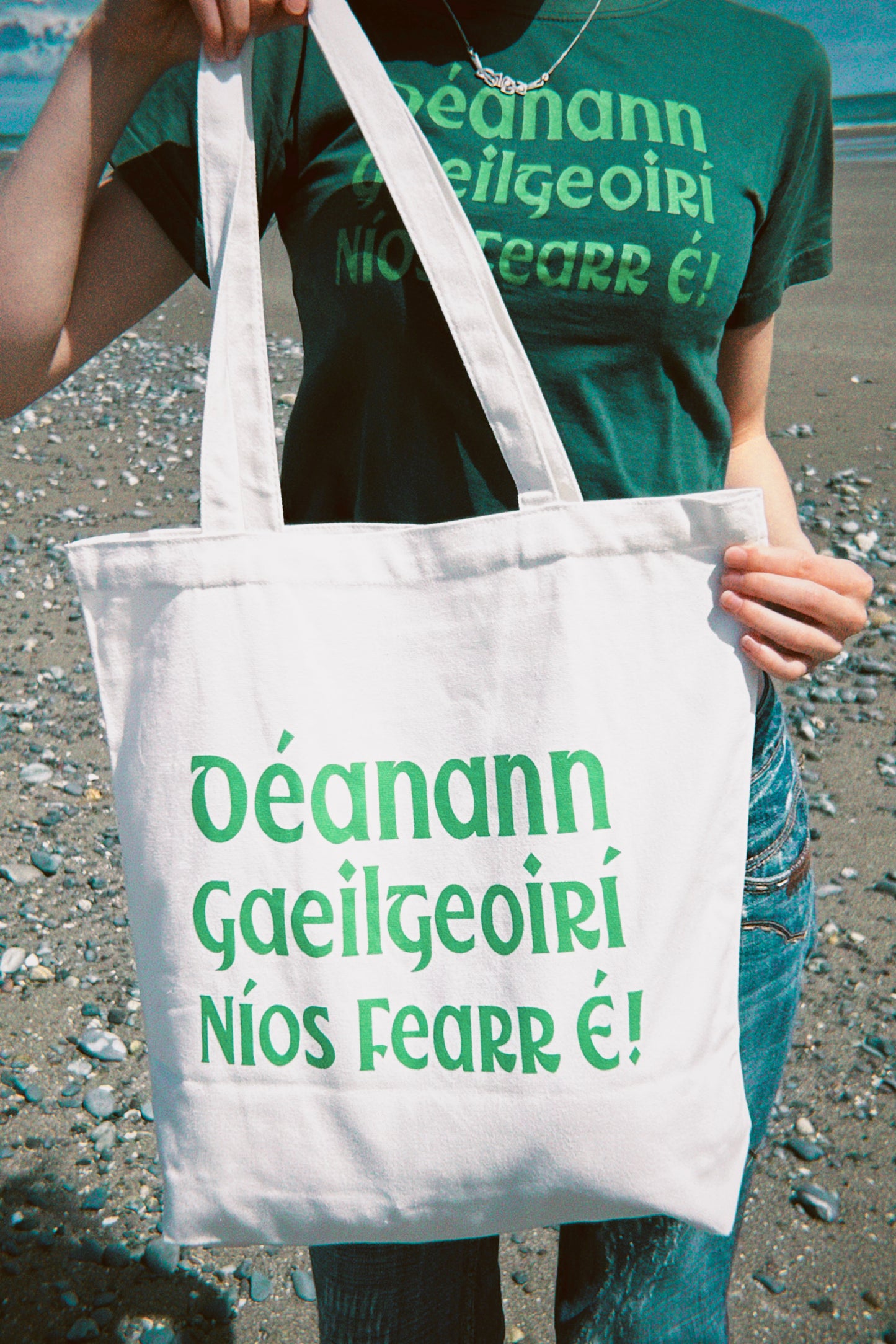 Déanann Gaeilgeoirí Níos Fearr É! - Mála Tote Gaeilge