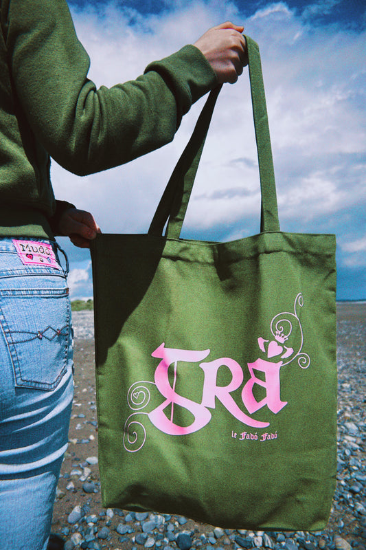 Grá - Mála Tote Gaeilge (Claddagh tote bag)