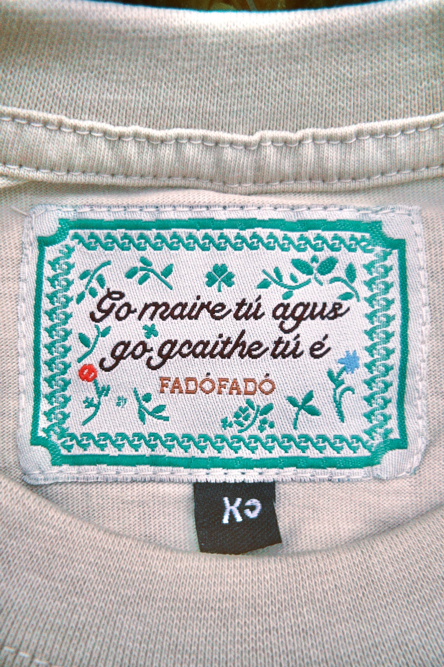 An Rud a Bhíonn, Bíonn Sé - T-Léine Gaeilge (unisex)