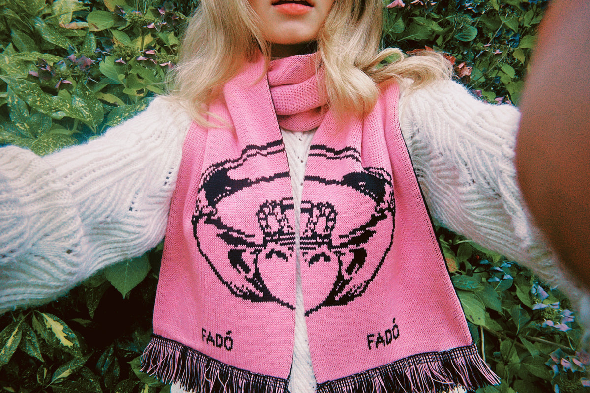 The Claddagh Scarf (PREORDER)