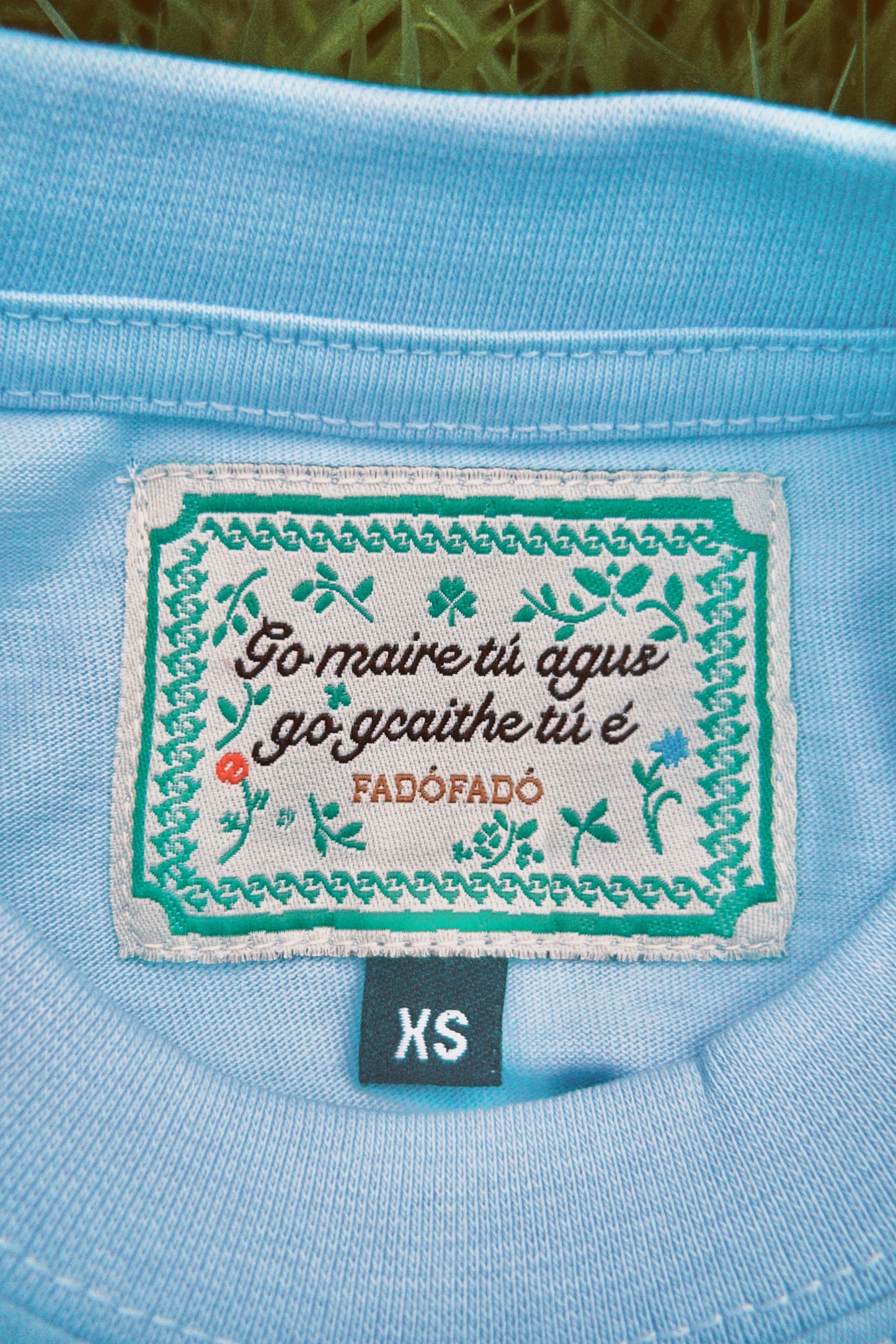 Suaimhneas - T-Léine Gaeilge (baby tee)