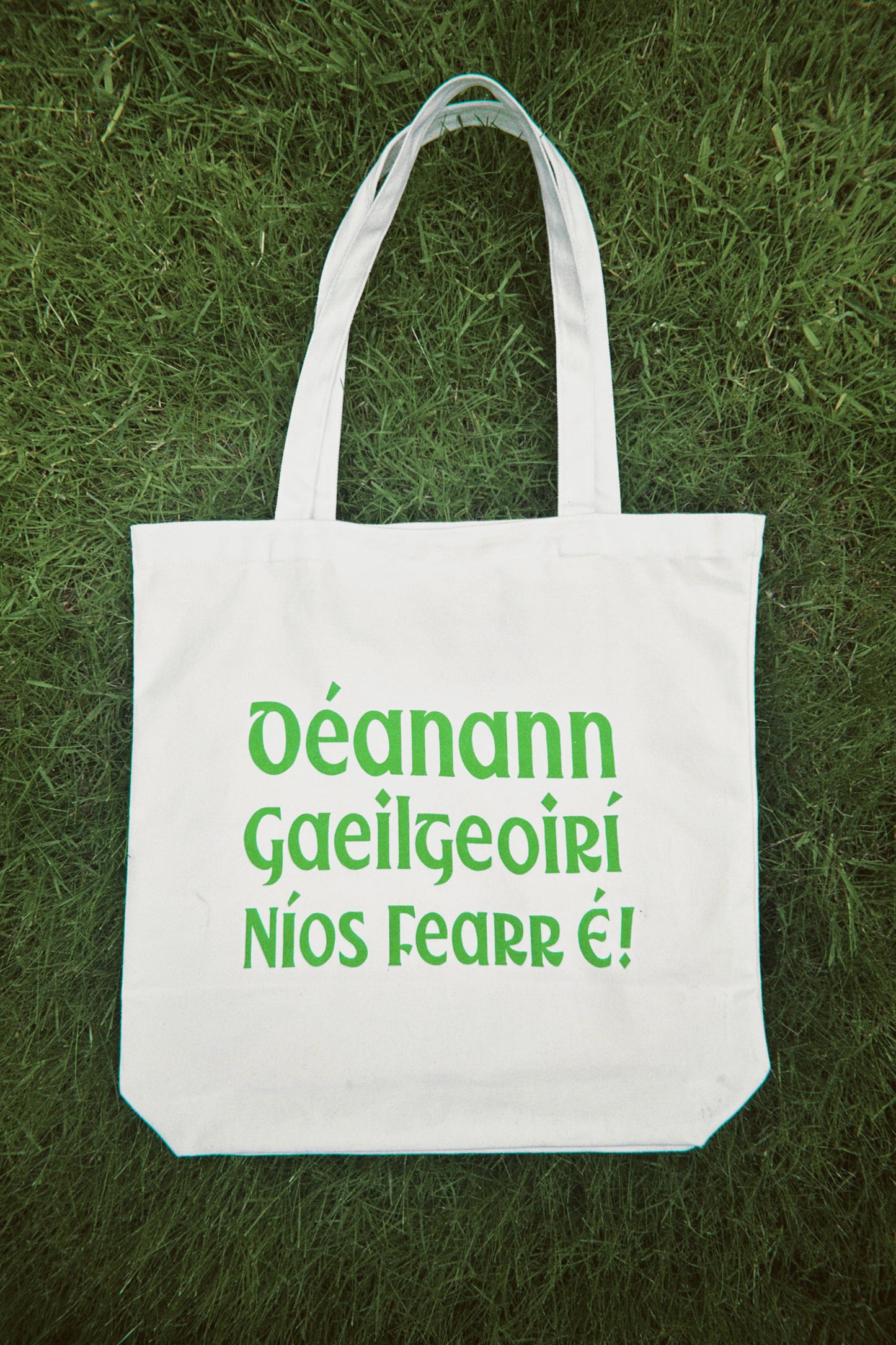 Déanann Gaeilgeoirí Níos Fearr É! - Mála Tote Gaeilge