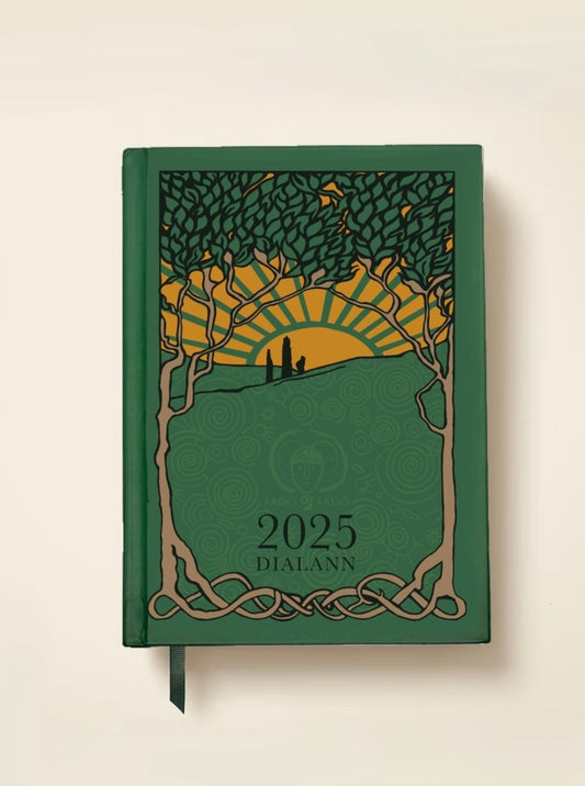 2025 Dialann Bhliantúil Gaeilge / Irish Diary Yearly Planner